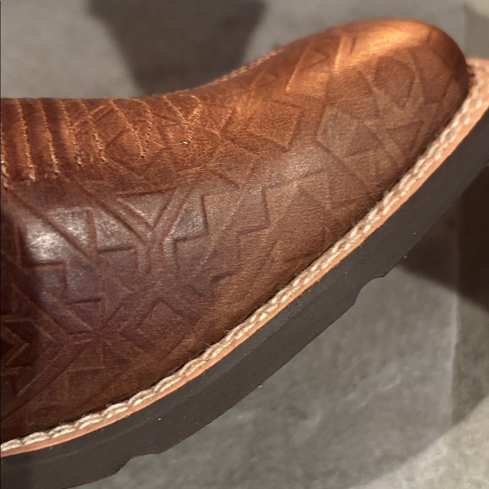 Ariat Tan Southwest Embossed Bubblegum Serape Round Up Square Toe StretchFit - Picture 7 of 14